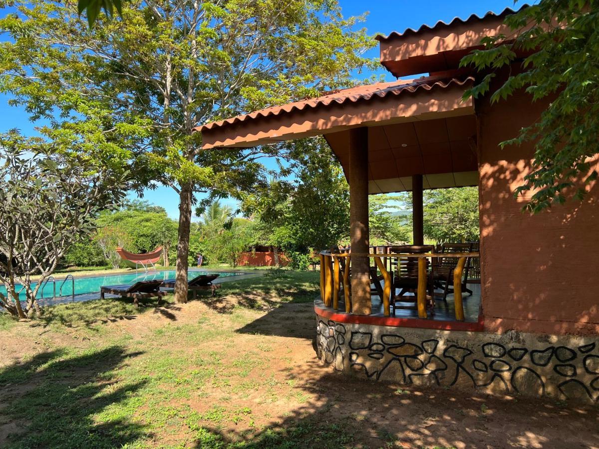 Yala Peace Cottages Тиссамахарама Экстерьер фото